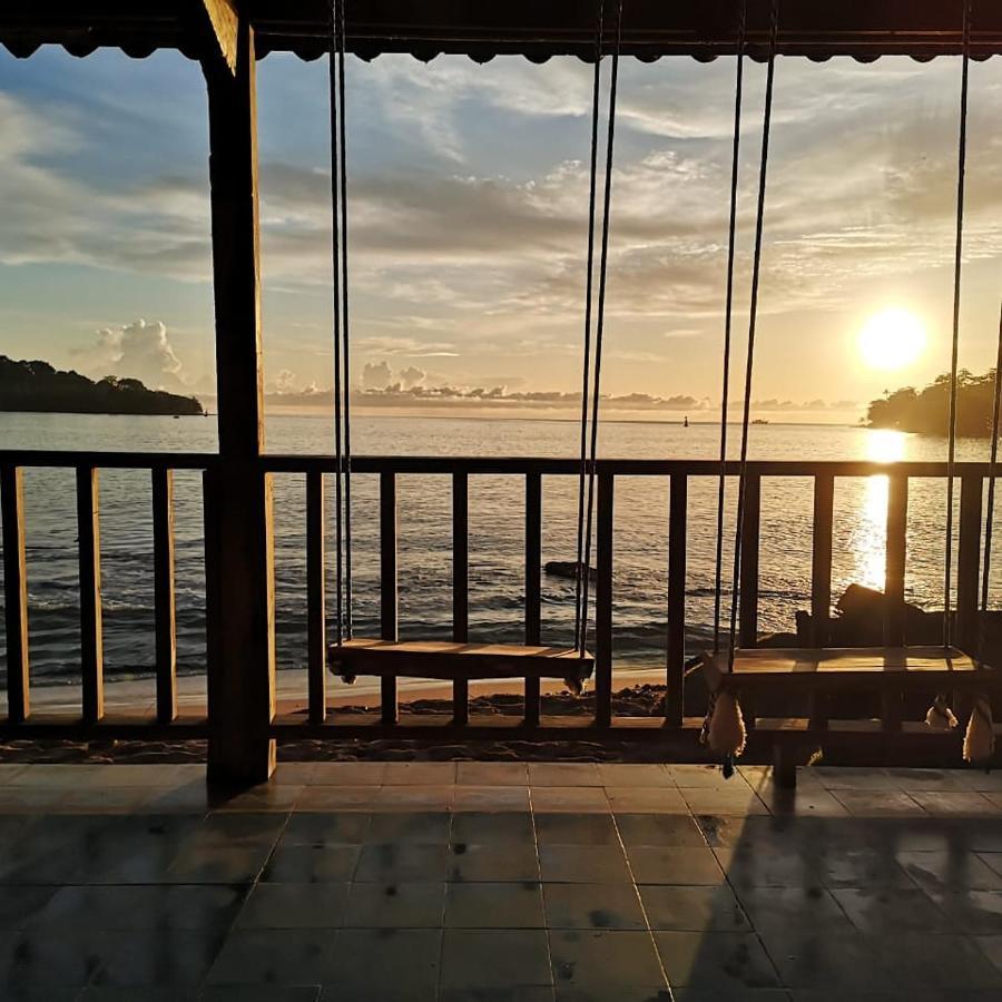 Cafe Del Mar Sapzurro Bed & Breakfast Ngoại thất bức ảnh