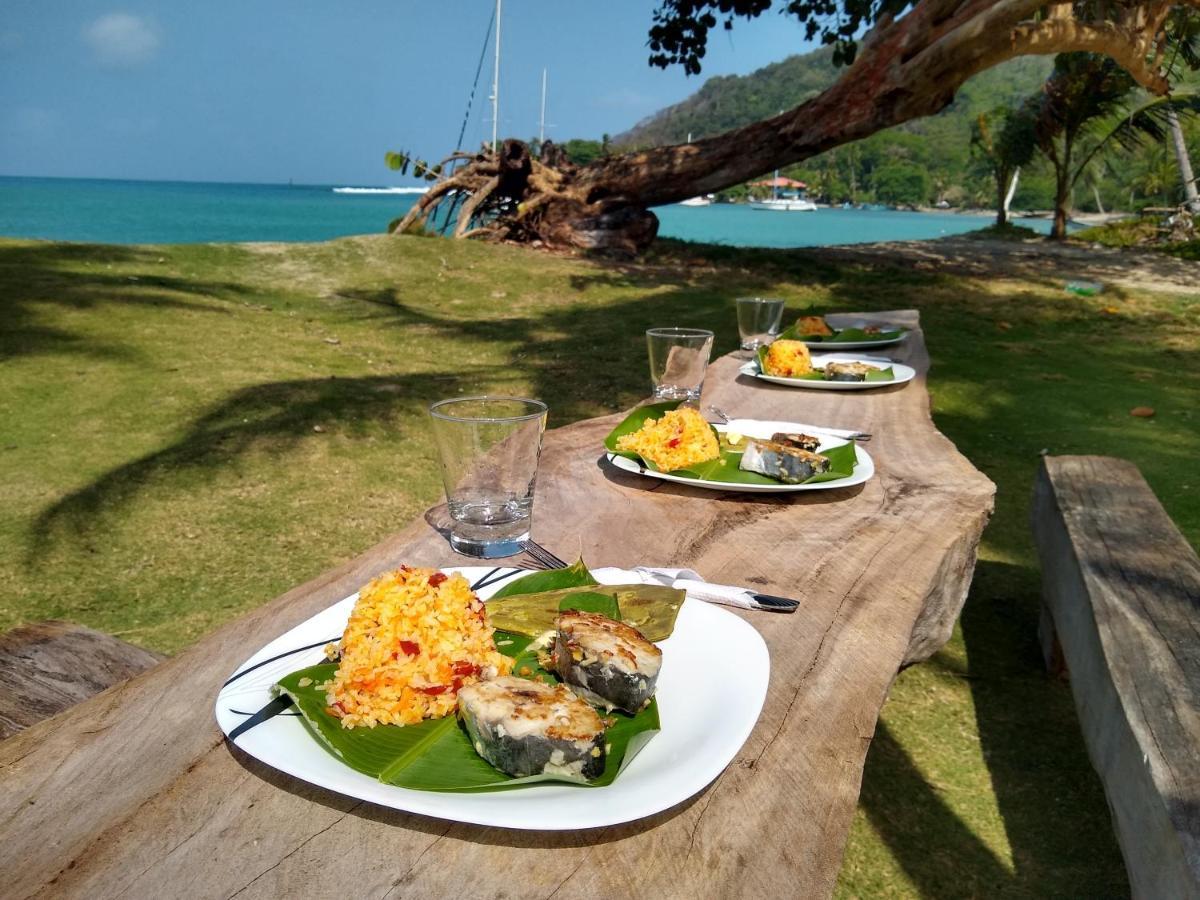 Cafe Del Mar Sapzurro Bed & Breakfast Ngoại thất bức ảnh