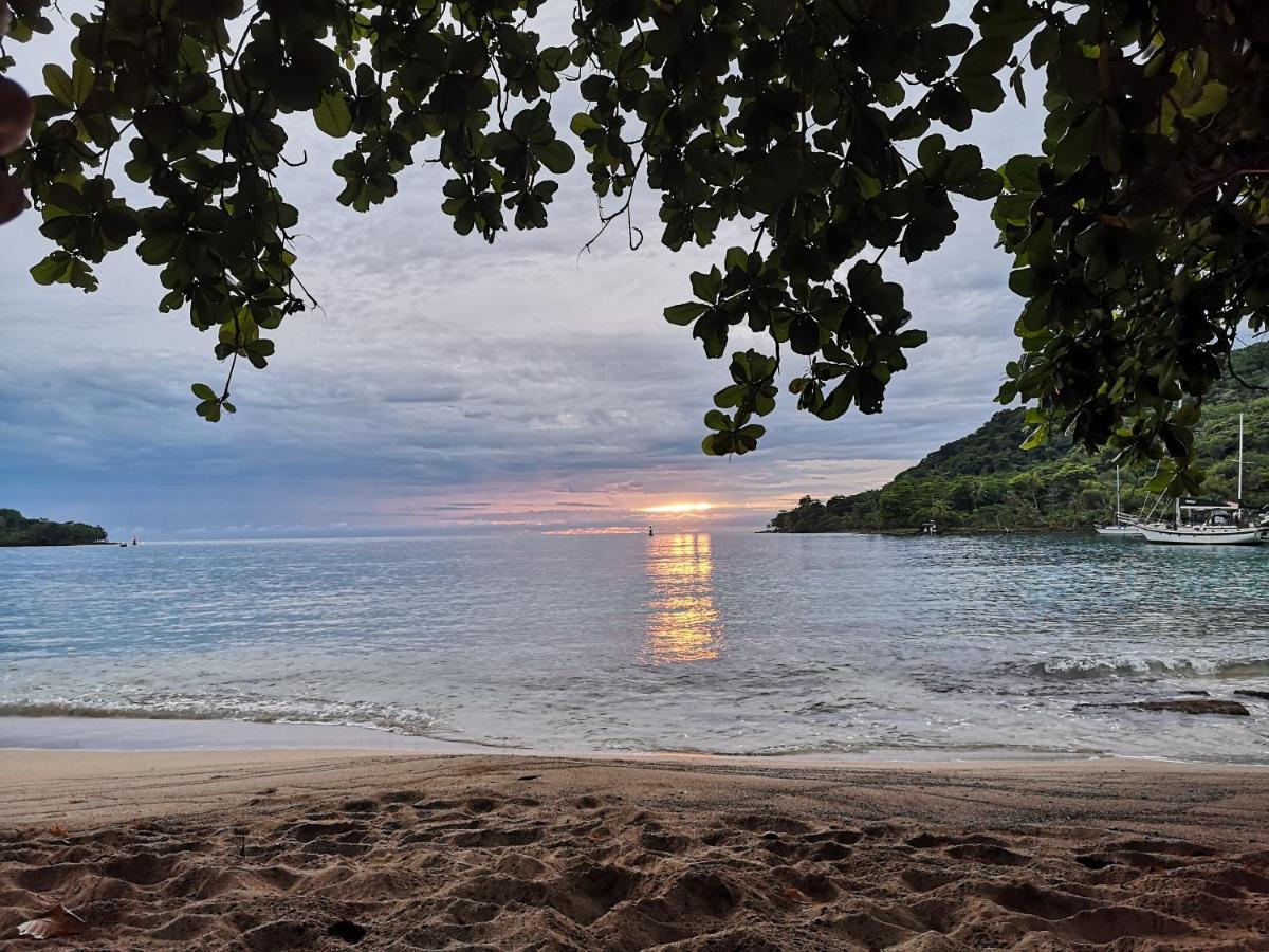 Cafe Del Mar Sapzurro Bed & Breakfast Ngoại thất bức ảnh